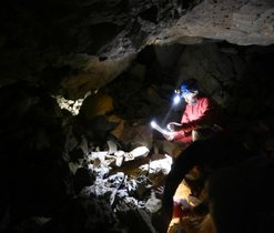 Záběry z nově objevené jeskyně Elfí domeček Záběry z nově objevené jeskyně Elfí domeček