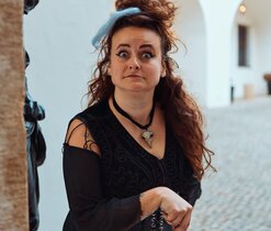  Bellatrix Lestrangeová
